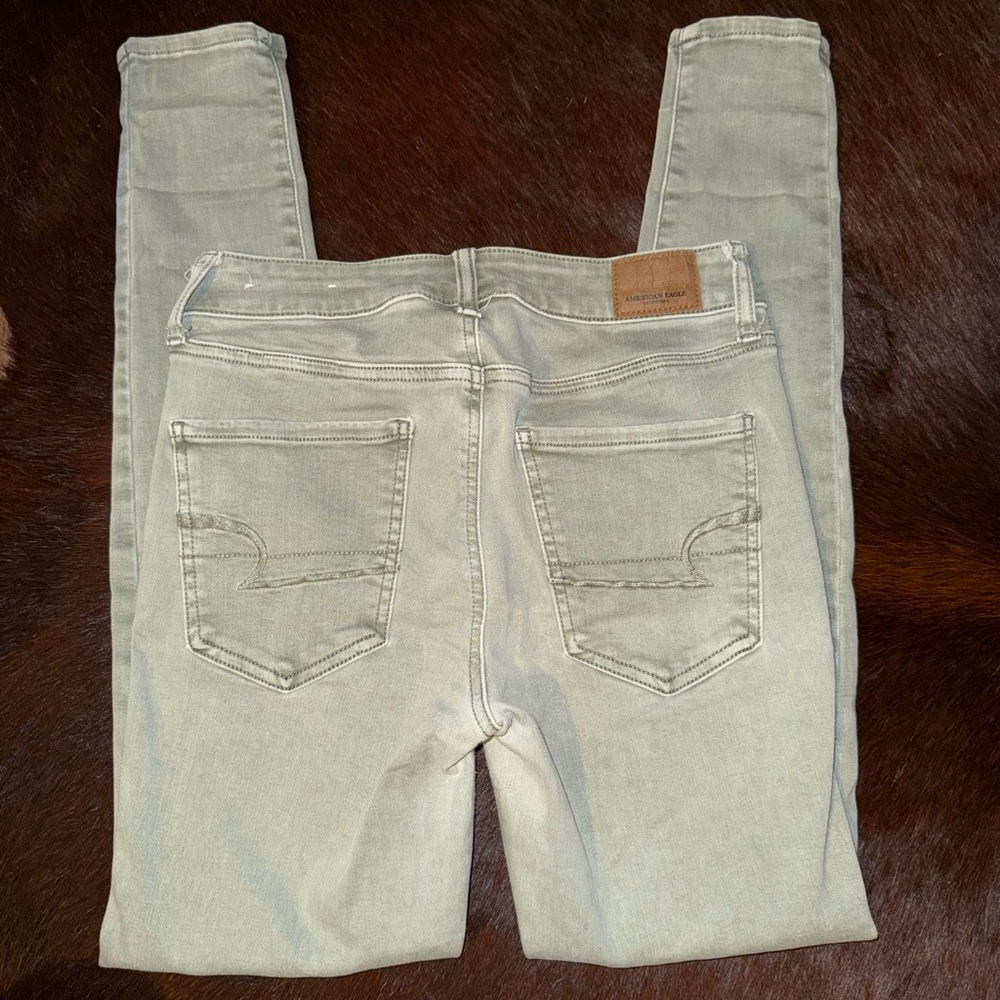 American Eagle Outfitters Women's Sage Skinny Jeans size 4